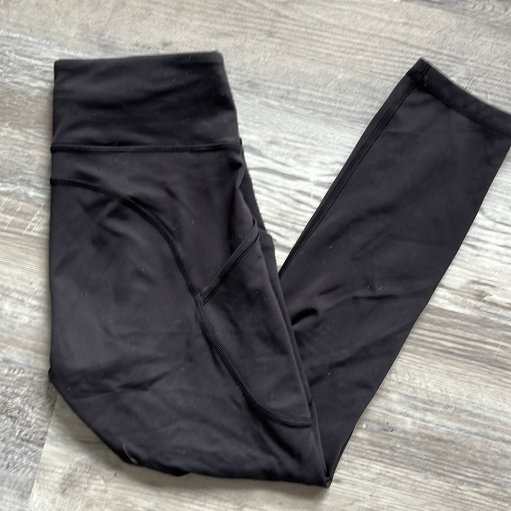 Lululemon black leggings
